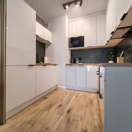 شقة Park Red By Bookinghost فروتسواف